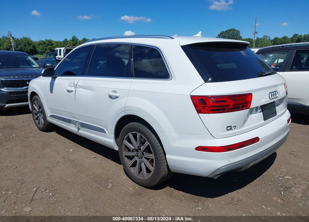 2017 AUDI Q7 3.0T PREMIUM VIN: WA1LAAF76HD008560