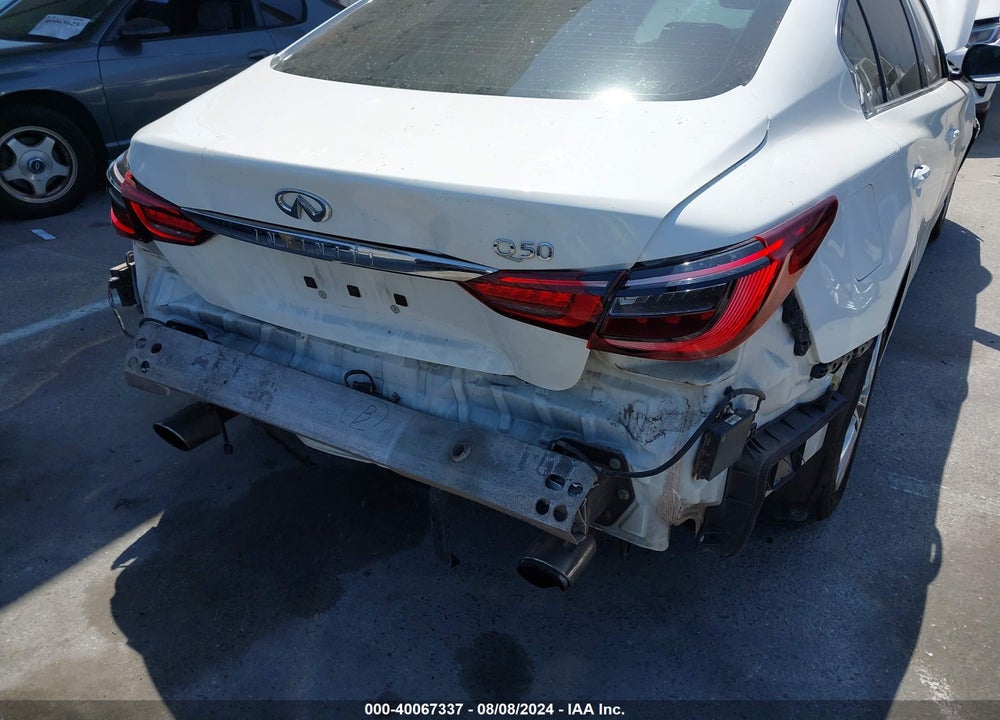 2018 INFINITI Q50 3.0T LUXE VIN: JN1EV7AP2JM350870