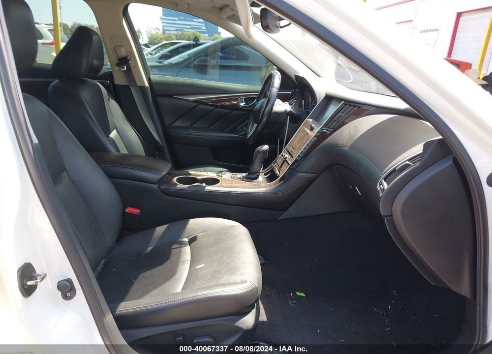 2018 INFINITI Q50 3.0T LUXE VIN: JN1EV7AP2JM350870