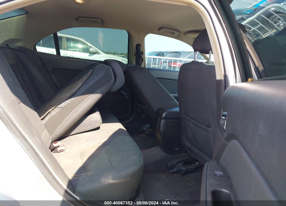 2012 FORD FUSION VIN: 3FAHP0HA0CR219384