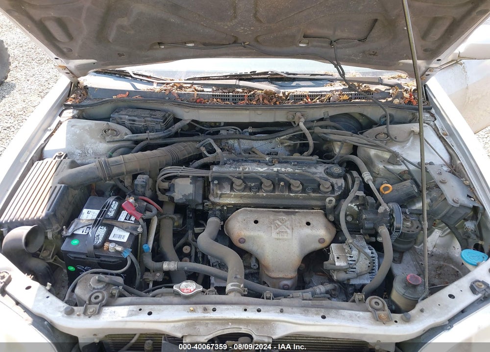 2001 HONDA ACCORD 2.3 LX VIN: 1HGCG32401A016416