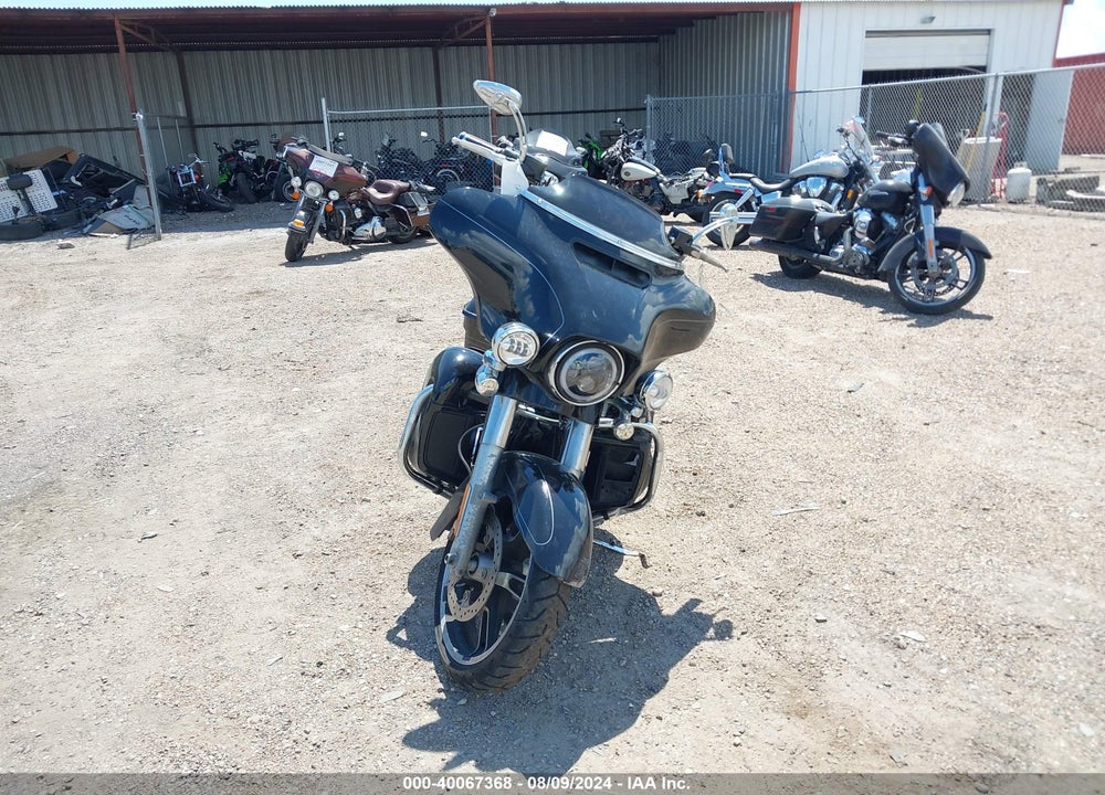 2014 HARLEY-DAVIDSON FLHXS STREET GLIDE SPECIAL VIN: 1HD1KRM12EB676711