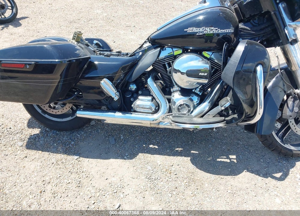 2014 HARLEY-DAVIDSON FLHXS STREET GLIDE SPECIAL VIN: 1HD1KRM12EB676711