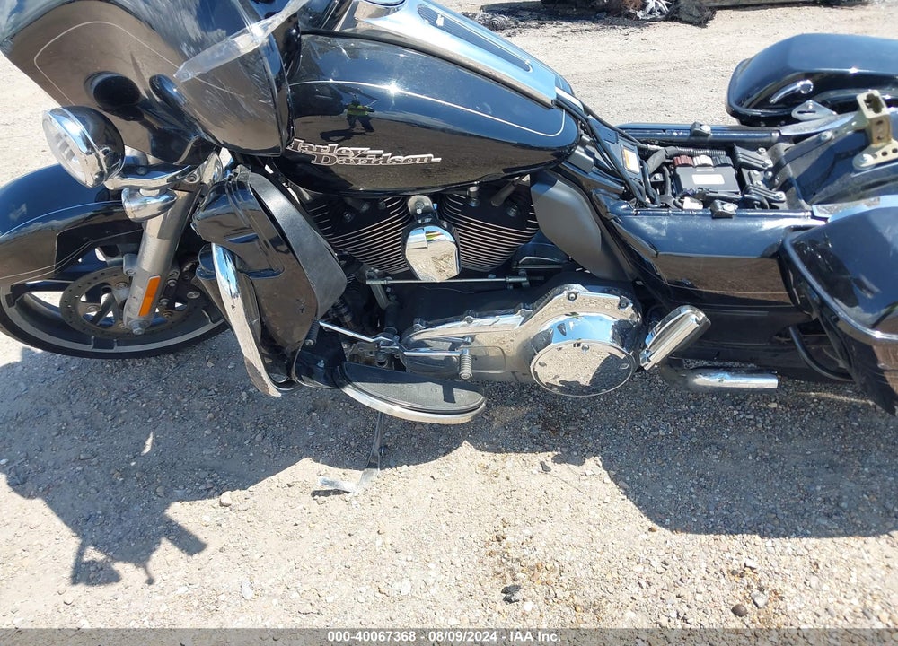 2014 HARLEY-DAVIDSON FLHXS STREET GLIDE SPECIAL VIN: 1HD1KRM12EB676711