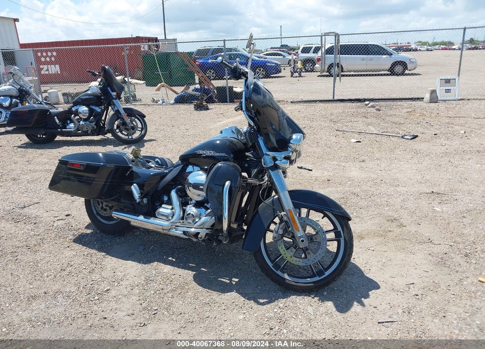 2014 HARLEY-DAVIDSON FLHXS STREET GLIDE SPECIAL VIN: 1HD1KRM12EB676711