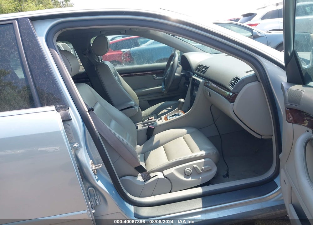 2003 AUDI A4 3.0 VIN: WAULT68E33A239688