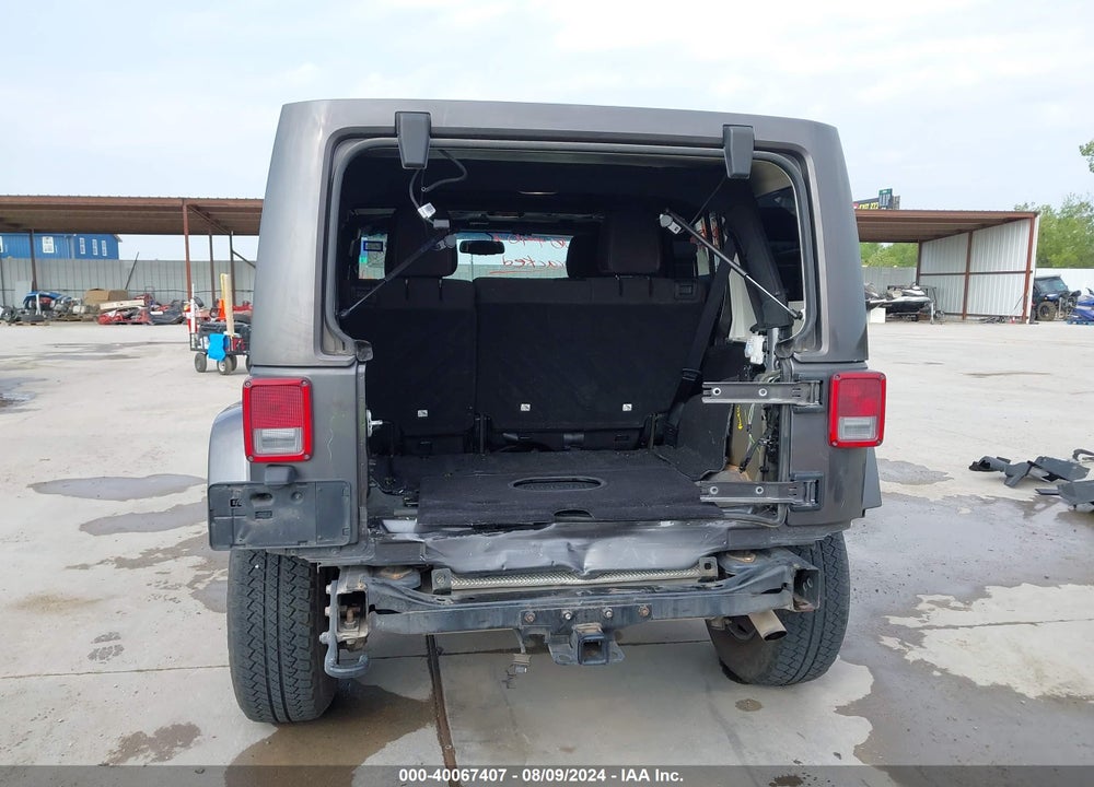 2017 JEEP WRANGLER UNLIMITED SAHARA 4X4 VIN: 1C4BJWEG9HL680487