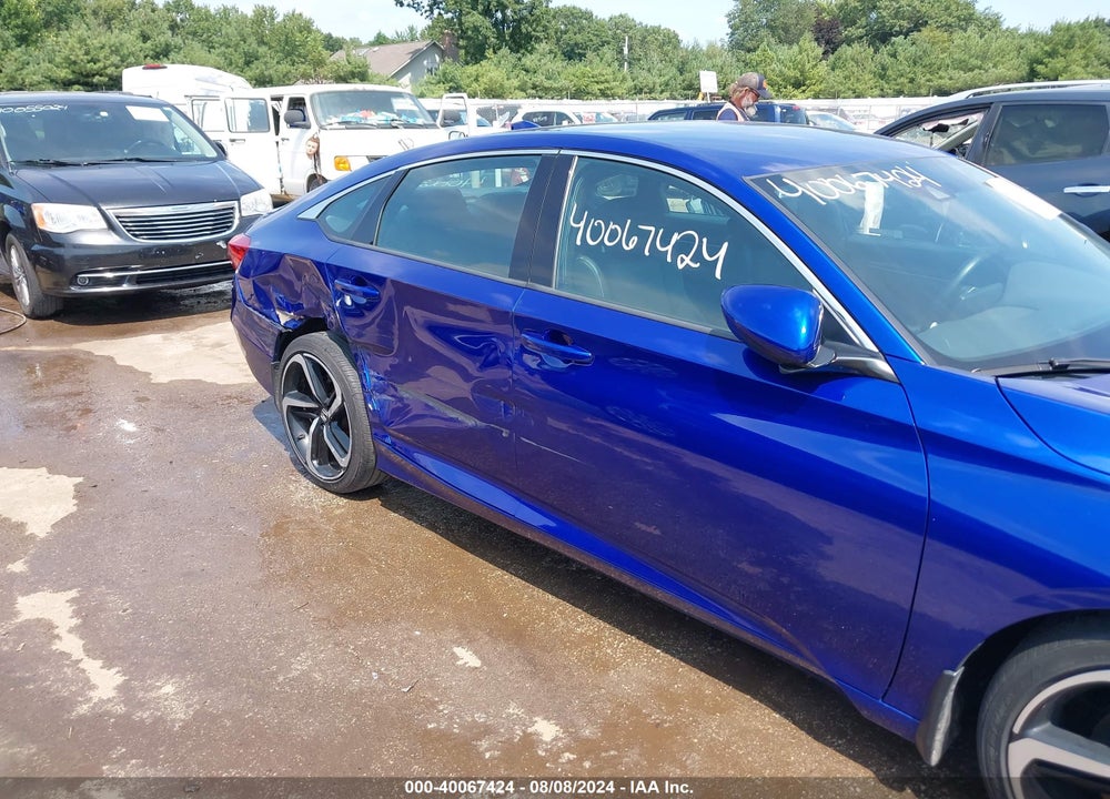2018 HONDA ACCORD SPORT VIN: 1HGCV1F33JA253946