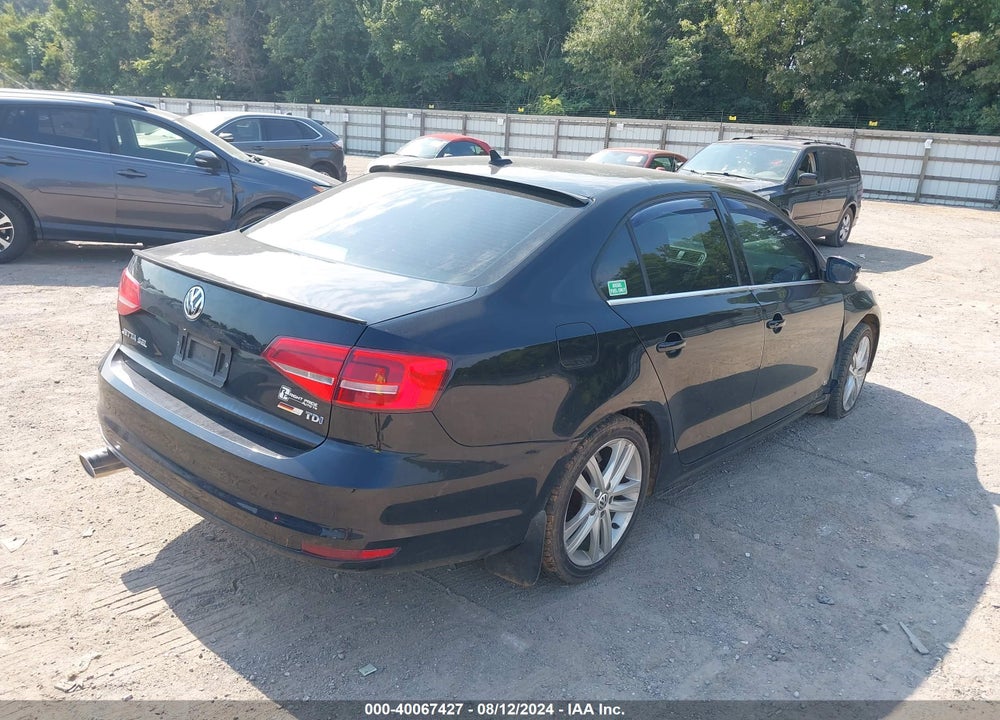 2015 VOLKSWAGEN JETTA 2.0L TDI SEL VIN: 3VWLA7AJ5FM203267