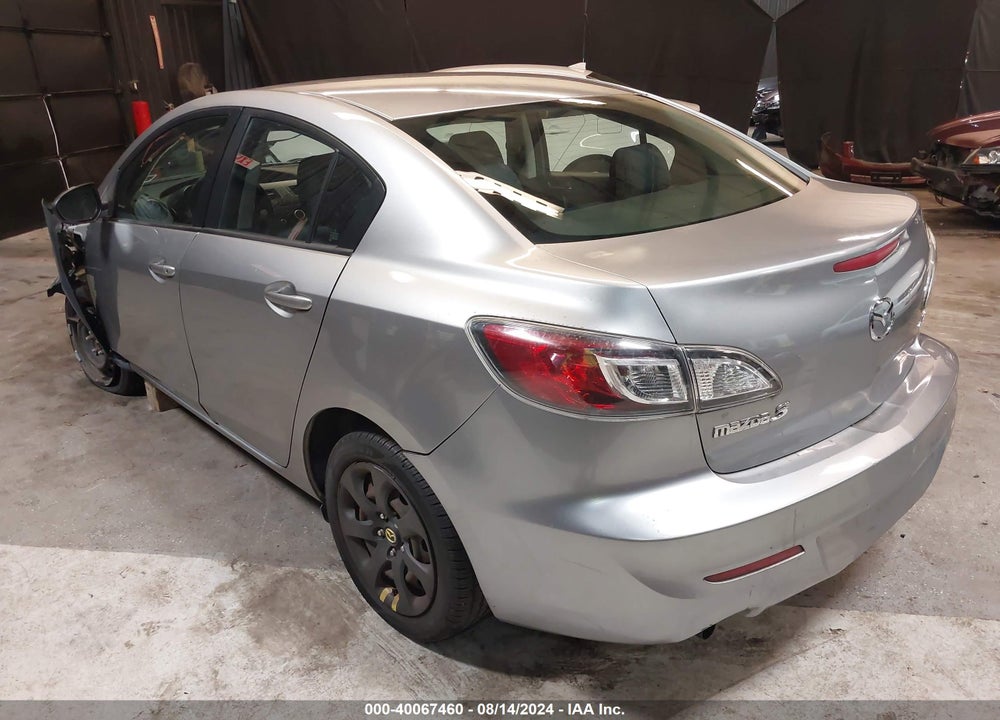 2013 MAZDA 3 I SPORT VIN: JM1BL1UP5D1833287