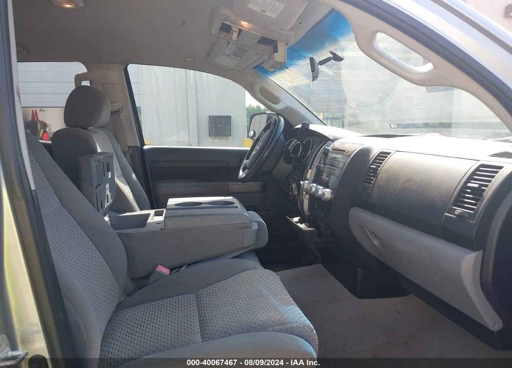 2011 TOYOTA TUNDRA GRADE 4.6L V8 VIN: 5TFUM5F17BX018928