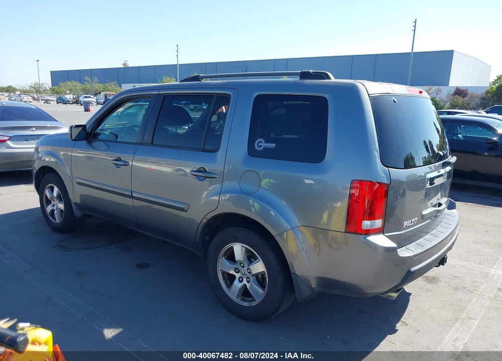 2009 HONDA PILOT EX VIN: 5FNYF38449B003301