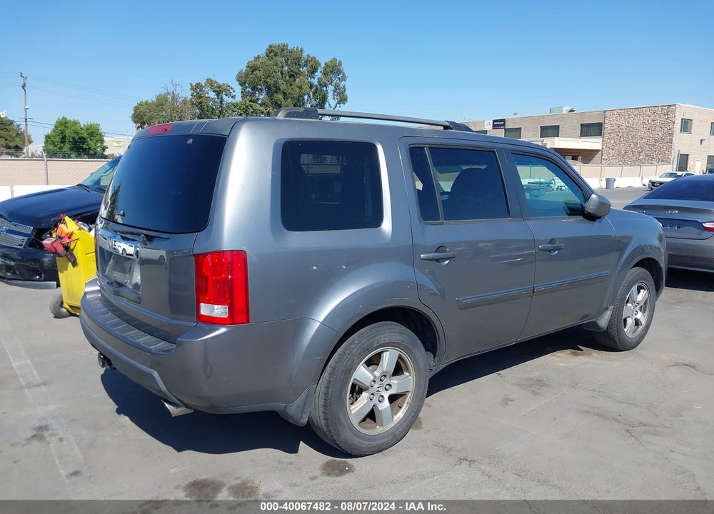 2009 HONDA PILOT EX VIN: 5FNYF38449B003301