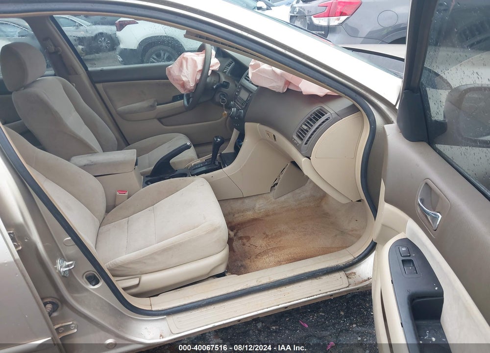 2003 HONDA ACCORD 2.4 LX VIN: 1HGCM56323A035588
