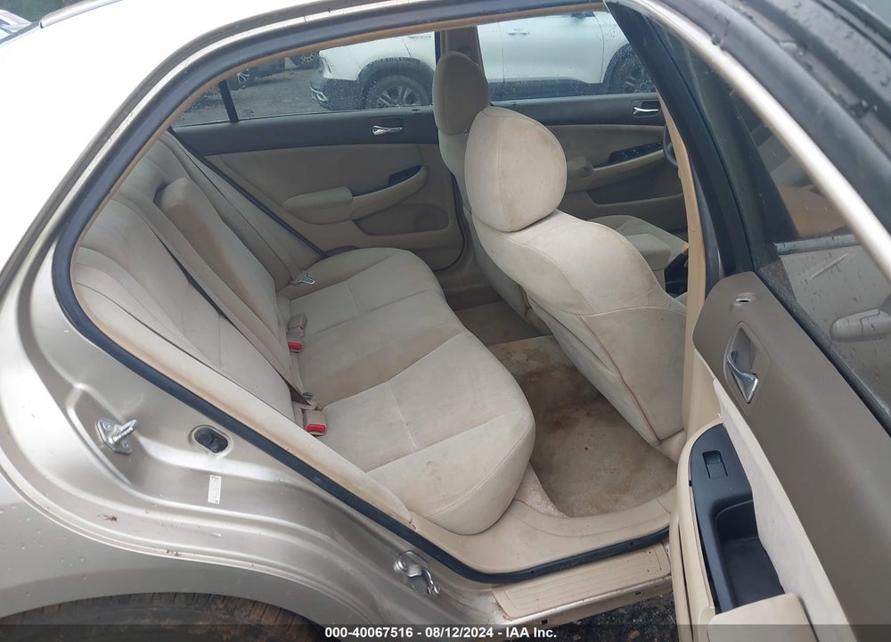 2003 HONDA ACCORD 2.4 LX VIN: 1HGCM56323A035588