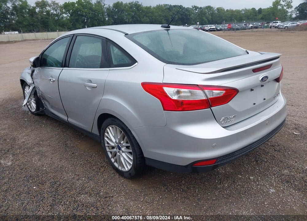 2014 FORD FOCUS TITANIUM VIN: 1FADP3J27EL205860
