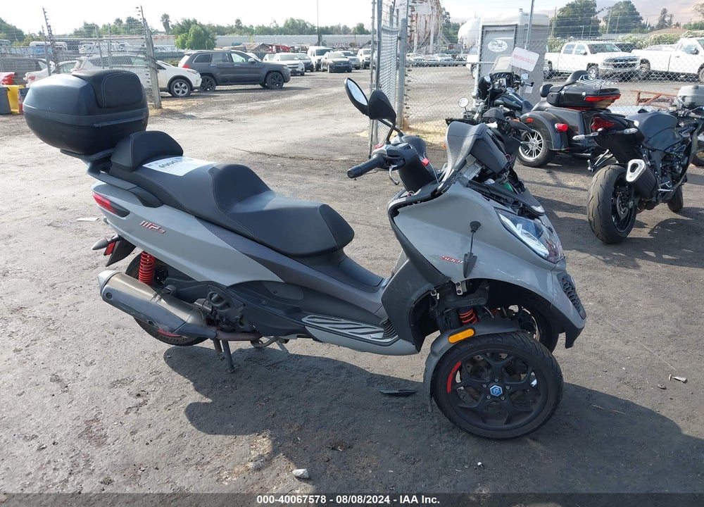 2020 PIAGGIO MP3 500 VIN: ZAPTA10X2L5000102