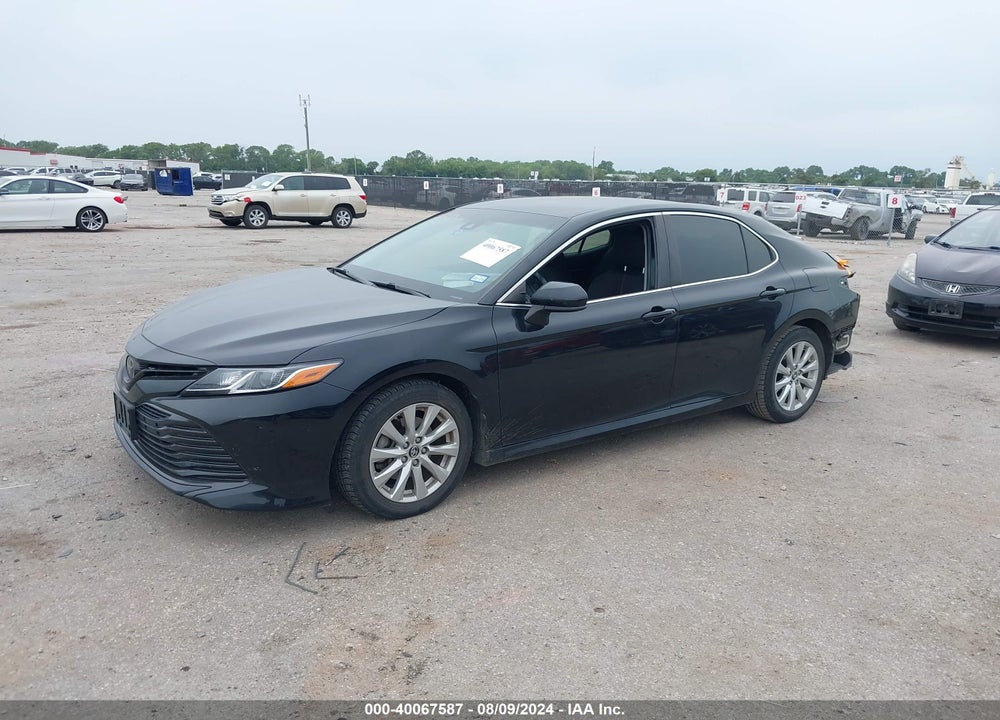 2018 TOYOTA CAMRY LE VIN: JTNB11HK6J3031671