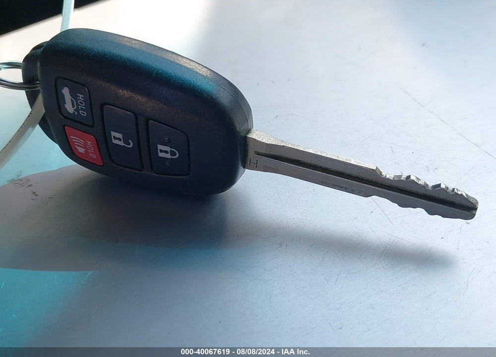 2017 TOYOTA CAMRY SE VIN: 4T1BF1FK7HU296706