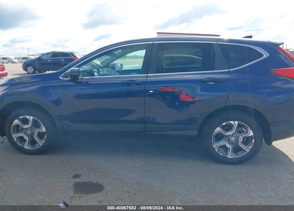 2018 HONDA CR-V EX VIN: 7FARW2H55JE058100