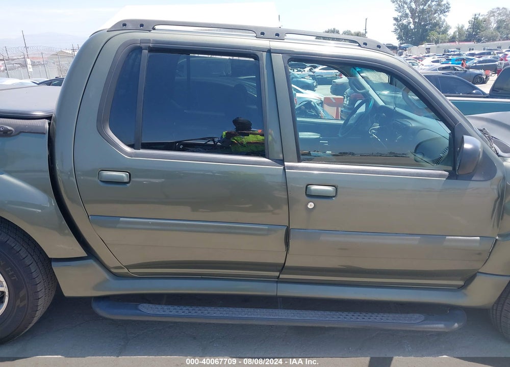 2004 FORD EXPLORER SPORT TRAC ADRENALIN/XLS/XLT VIN: 1FMZU67K84UA98520