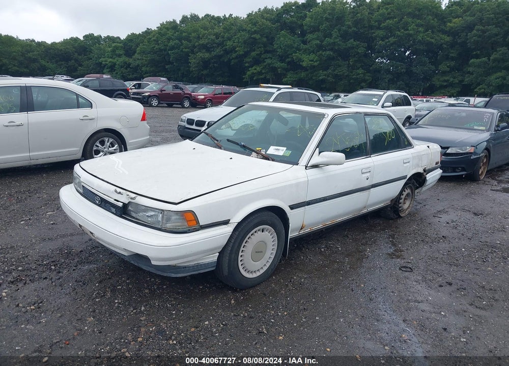 1990 TOYOTA CAMRY LE VIN: 4T1VV22E7LU026244