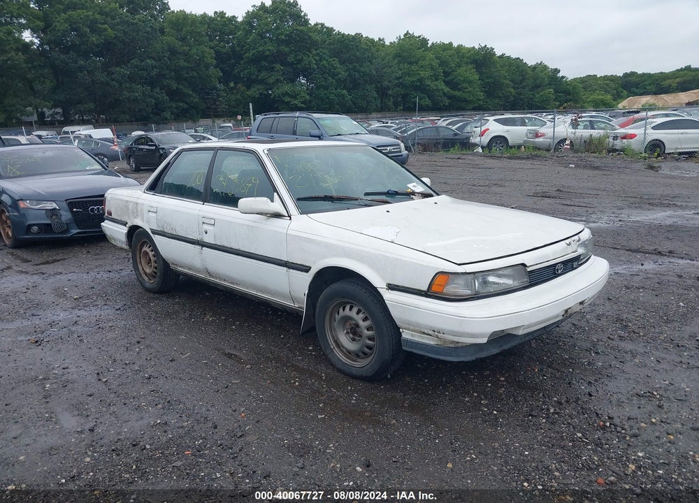 1990 TOYOTA CAMRY LE VIN: 4T1VV22E7LU026244