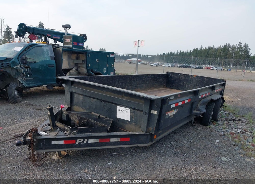 2015 PJ TRAILERS --- VIN: 4P5DJ1624F1218108