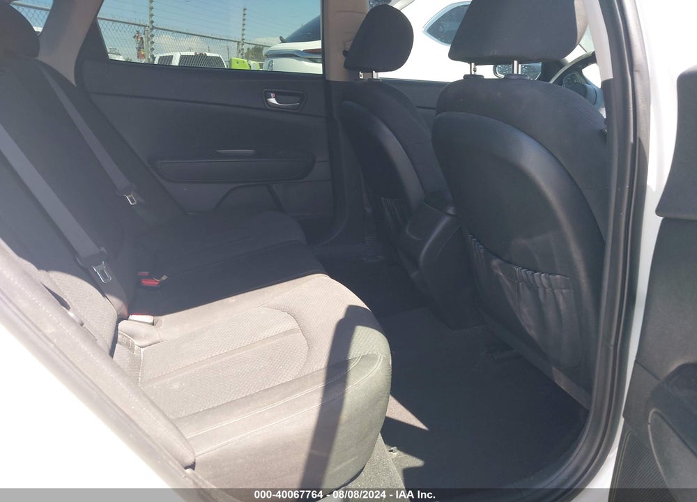 2018 KIA OPTIMA LX VIN: KNAGT4L38J5198234