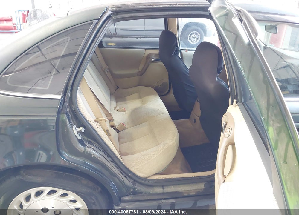 2001 SATURN L200 VIN: 1G8JU52F91Y579218