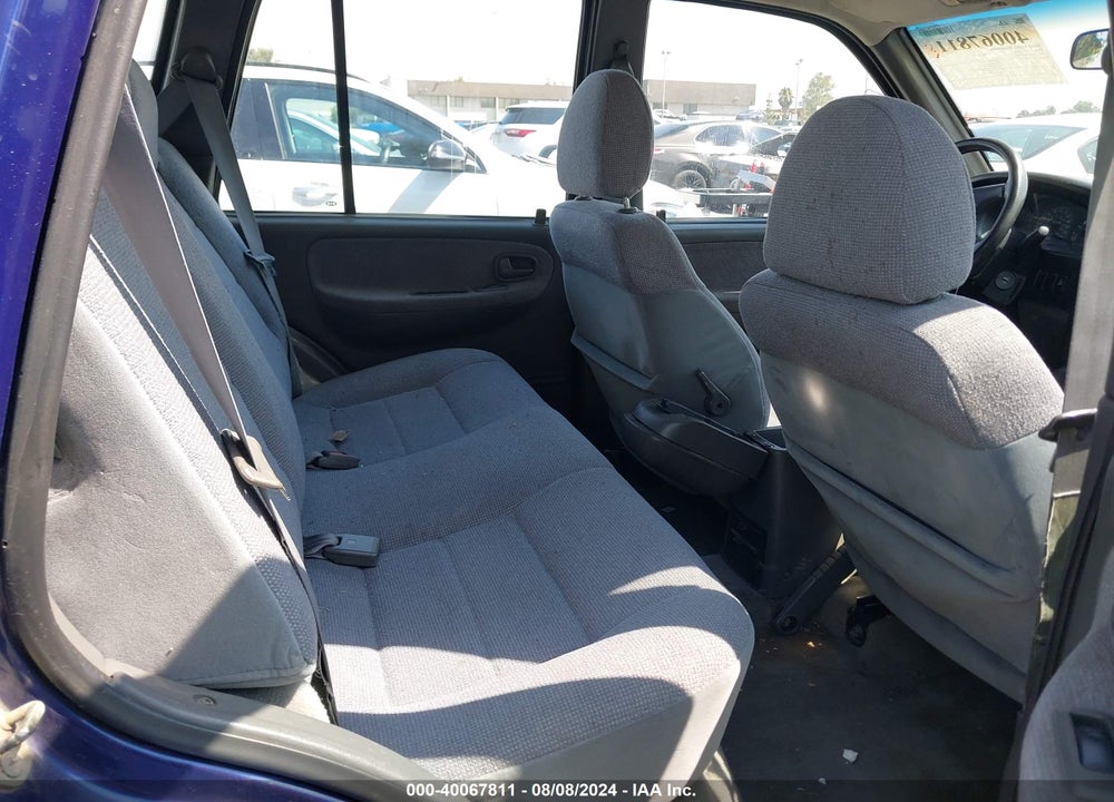 1999 KIA SPORTAGE VIN: KNDJB7236X5582651