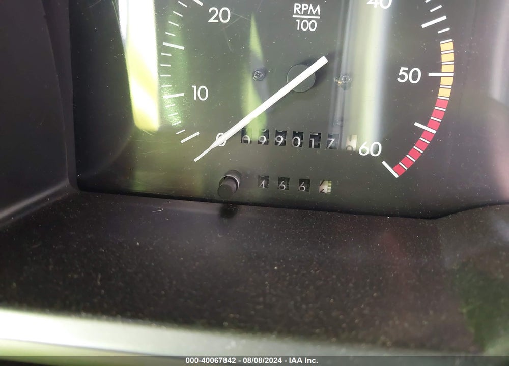 1992 CADILLAC ALLANTE VIN: 1G6VS3380NU126137