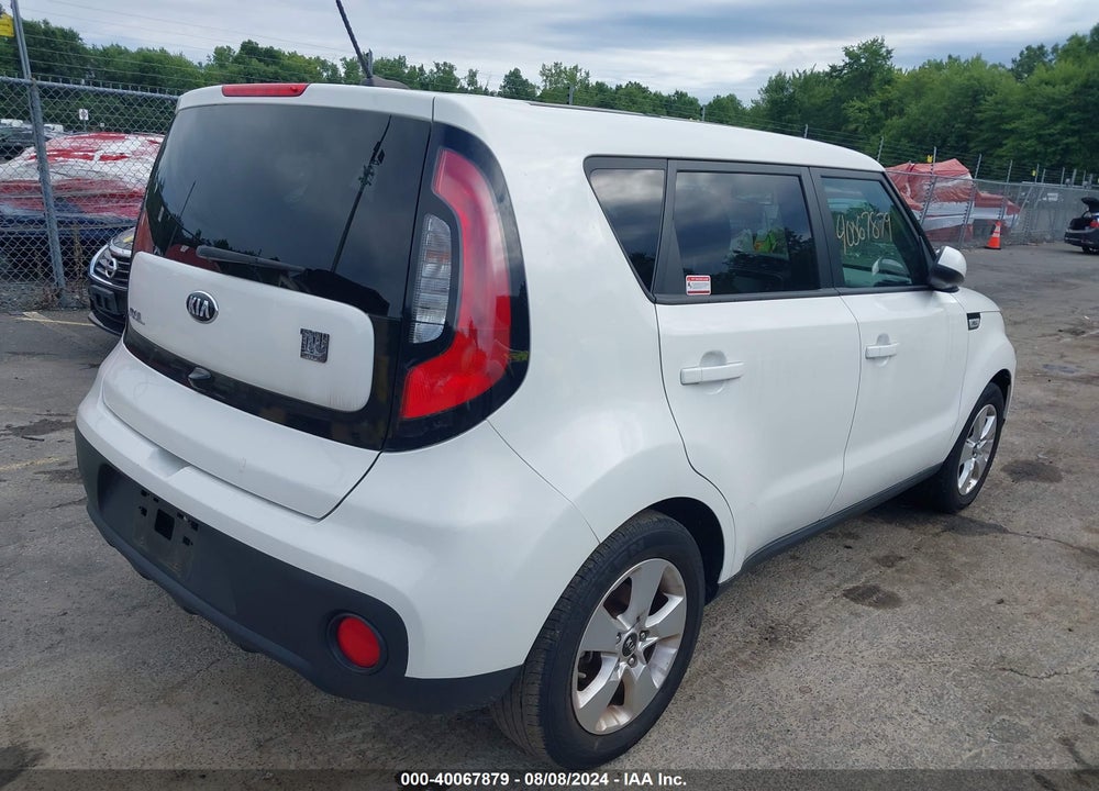2018 KIA SOUL VIN: KNDJN2A27J7523901