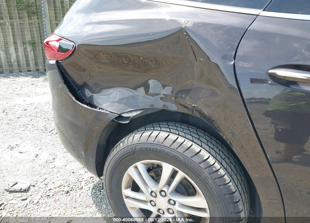 2018 BUICK ENCLAVE ESSENCE VIN: 5GAERBKW8JJ249409