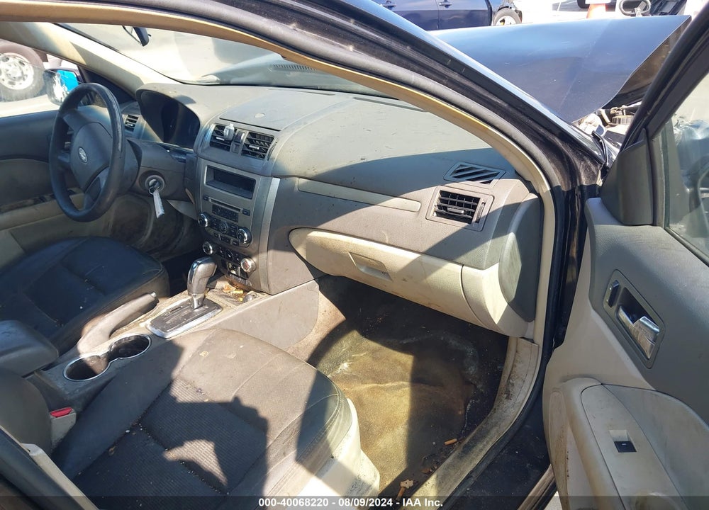 2010 FORD FUSION S VIN: 3FAHP0GA3AR377572