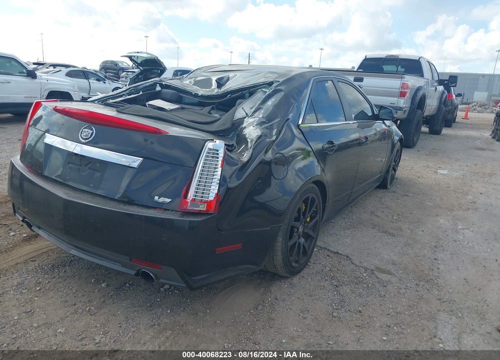 2011 CADILLAC CTS-V VIN: 1G6DV5EPXB0152962