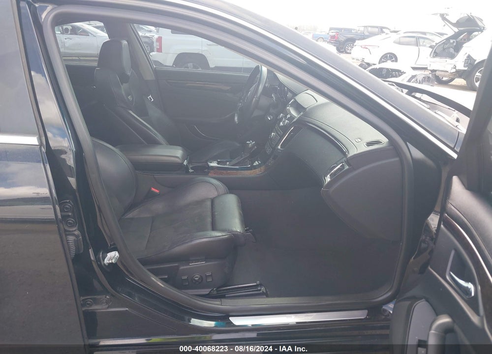 2011 CADILLAC CTS-V VIN: 1G6DV5EPXB0152962