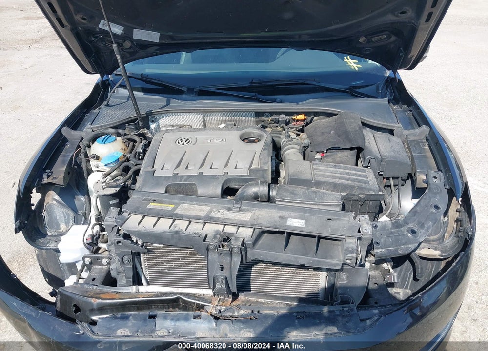 2013 VOLKSWAGEN PASSAT 2.0L TDI SEL PREMIUM VIN: 1VWCN7A39DC138640