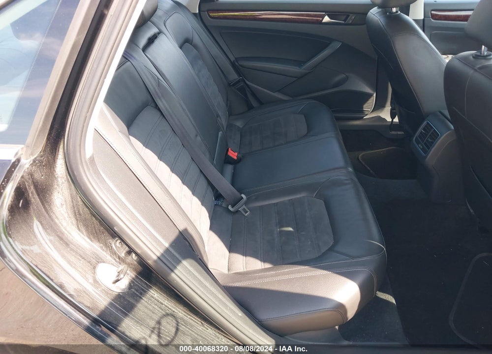 2013 VOLKSWAGEN PASSAT 2.0L TDI SEL PREMIUM VIN: 1VWCN7A39DC138640