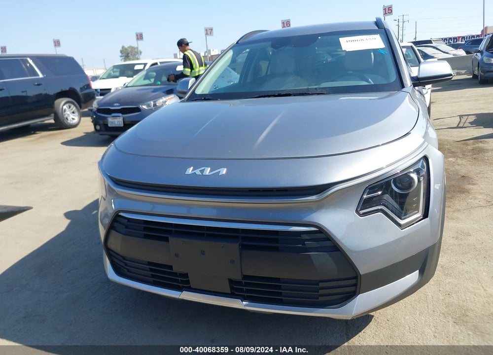 2023 KIA NIRO EX VIN: KNDCR3LE4P5060355