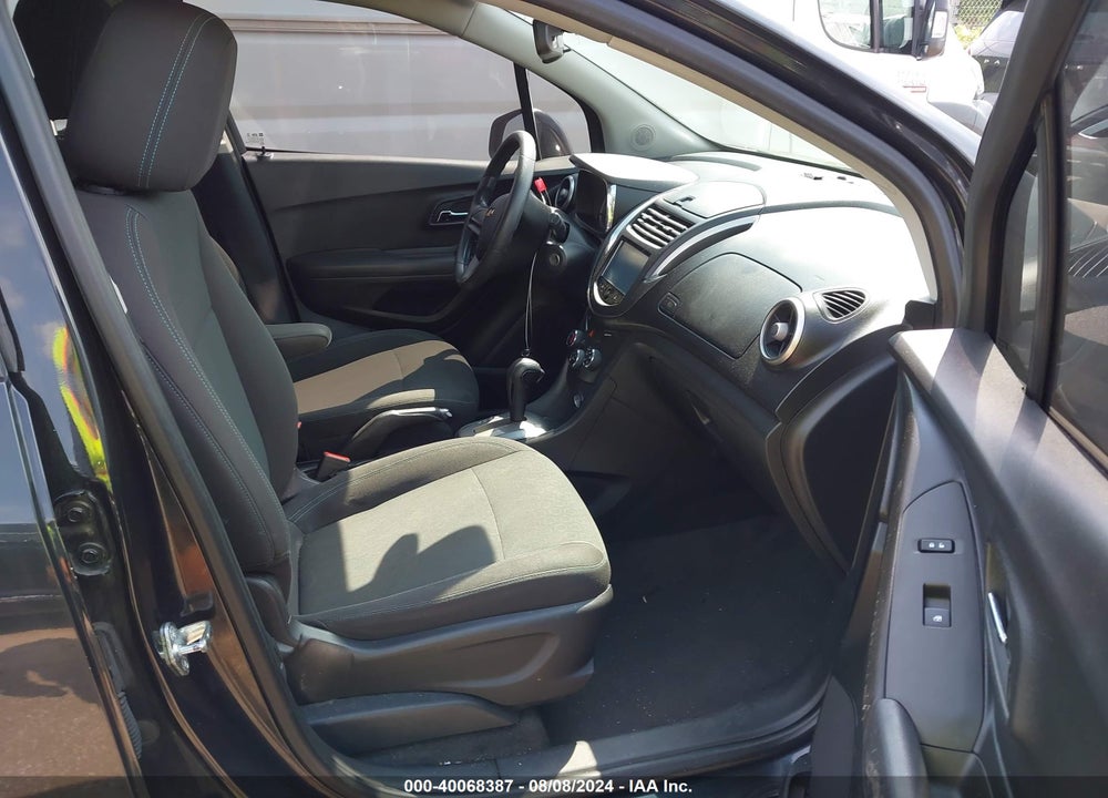 2015 CHEVROLET TRAX 1LS VIN: KL7CJKSB0FB188968