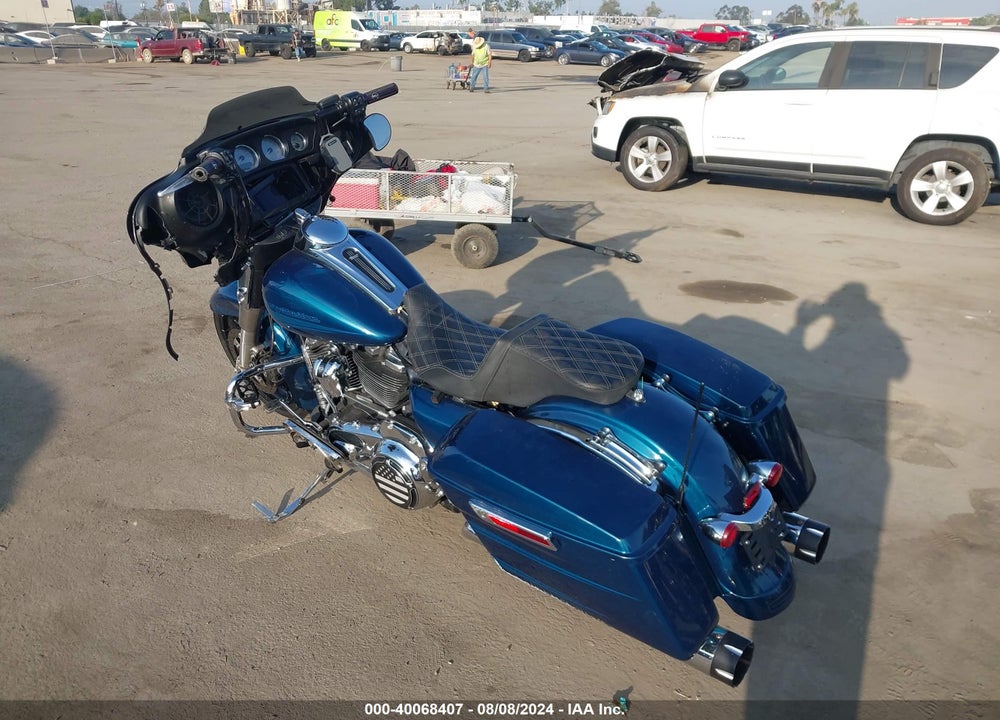 2020 HARLEY-DAVIDSON FLHX VIN: 1HD1KBC29LB672878