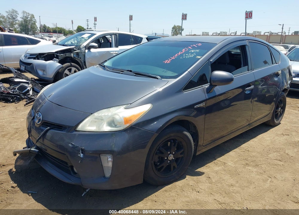 2013 TOYOTA PRIUS TWO VIN: JTDKN3DU2D5642401