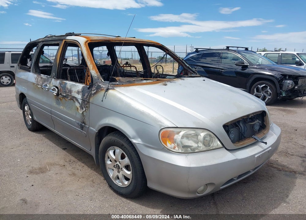2005 KIA SEDONA EX/LX VIN: KNDUP132X56705781