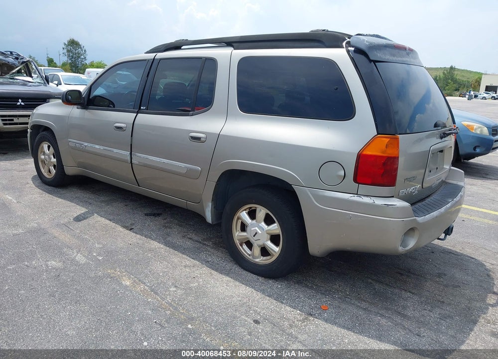 2002 GMC ENVOY XL SLT VIN: 1GKES16S426114456