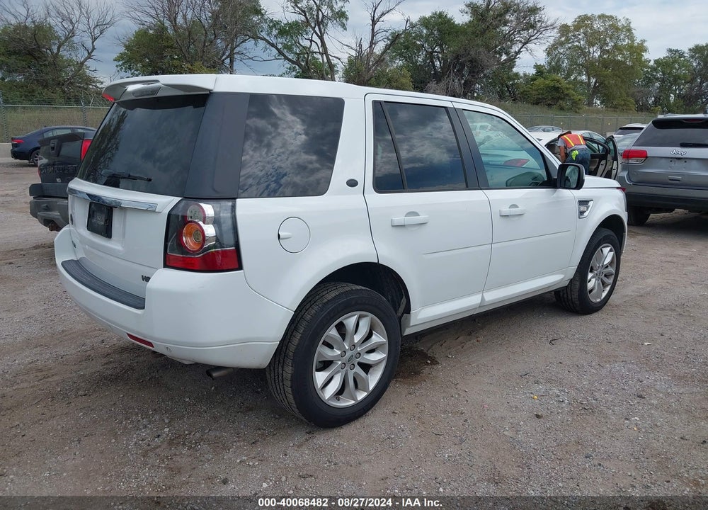 2013 LAND ROVER LR2 VIN: SALFR2BG4DH365643