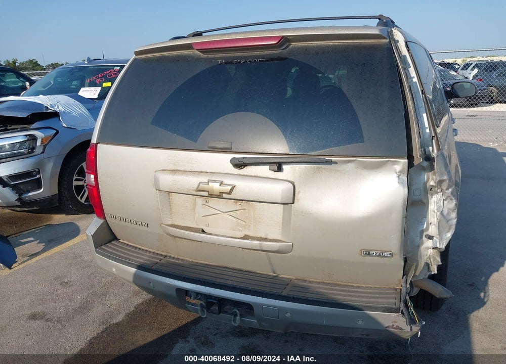 2008 CHEVROLET SUBURBAN 1500 LT VIN: 3GNFC16008G185681