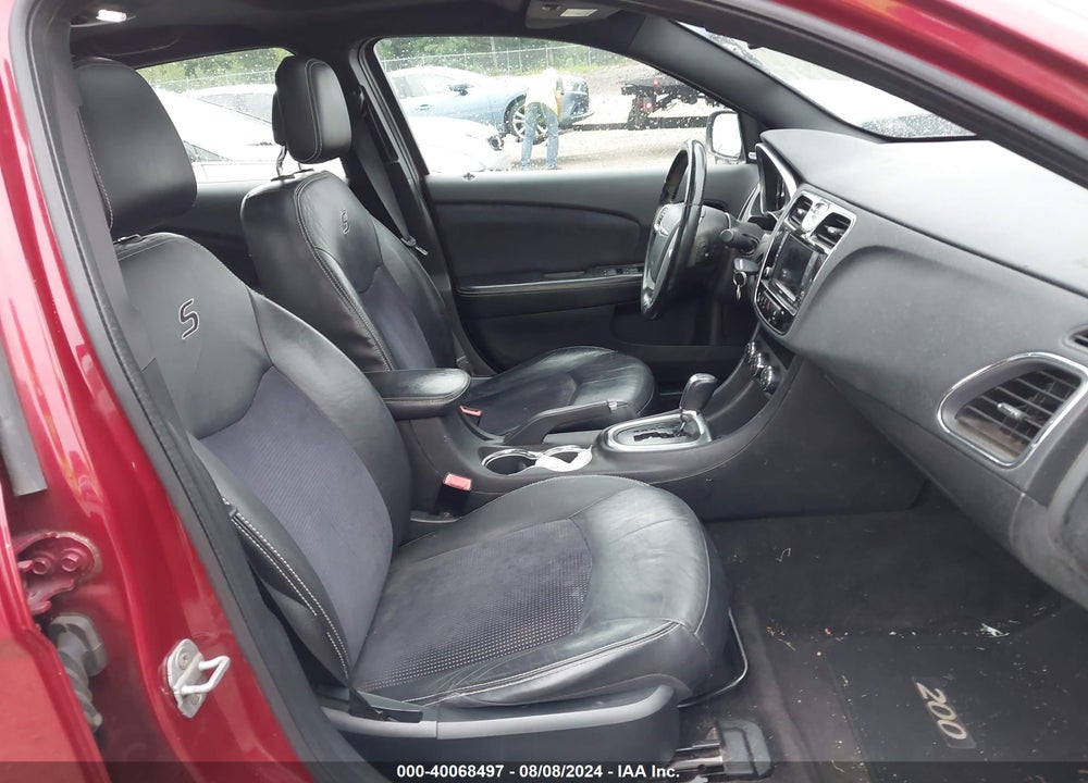 2011 CHRYSLER 200 S VIN: 1C3BC8FG0BN567080