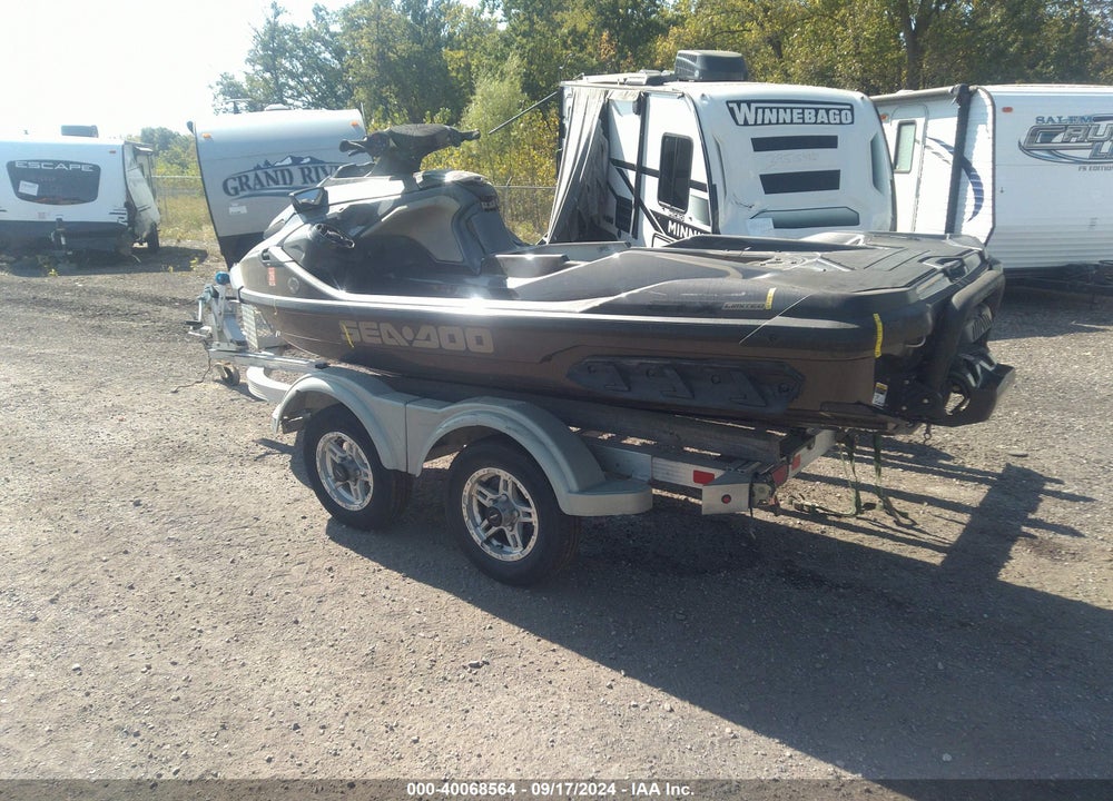 2022 SEADOO --- VIN: YDV88134E222