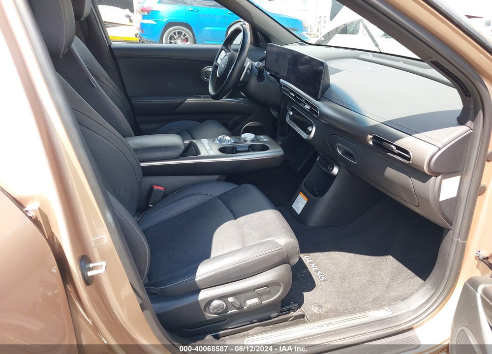 2023 GENESIS GV60 ADVANCED AWD VIN: KMUKCDTC3PU011412